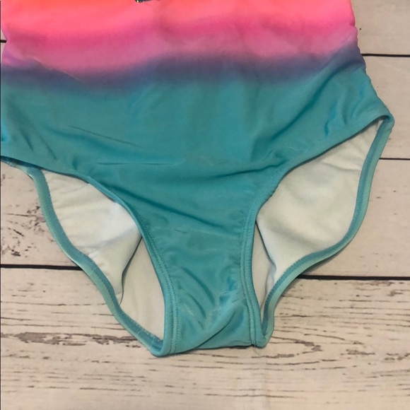 Cat & Jack girls unicorn swimsuit - Picture 2 of 10